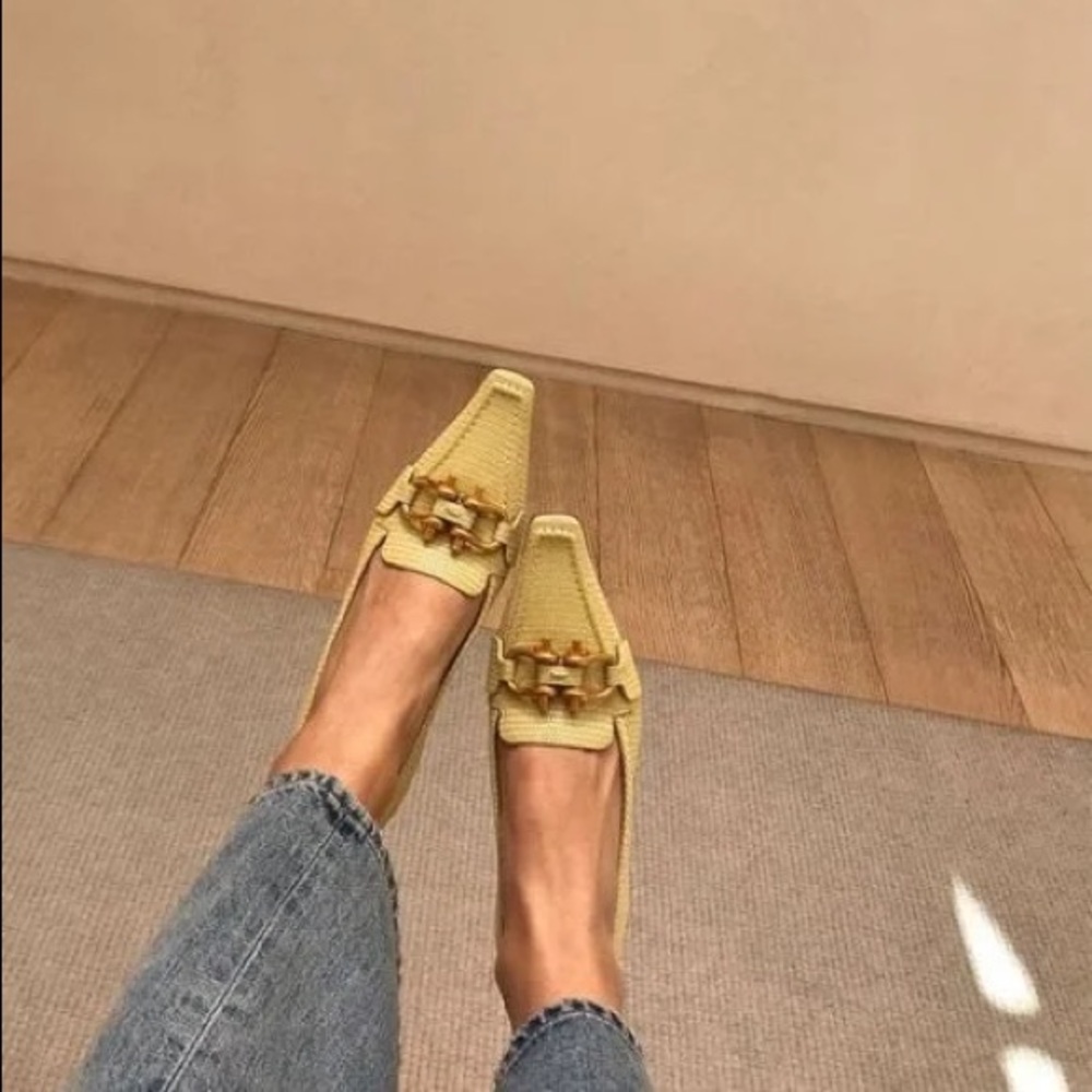 Bottega Veneta Square Toe Kitten-Heel Loafers pump - Picture 12 of 16